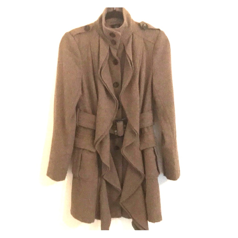 Cute mid-length brown coat